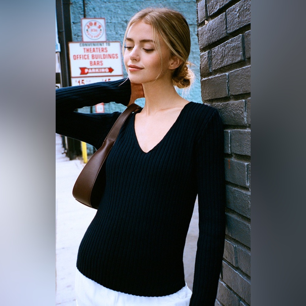 The Perfect Sweater Black Sz M